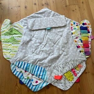 Lovevery play mat and fort